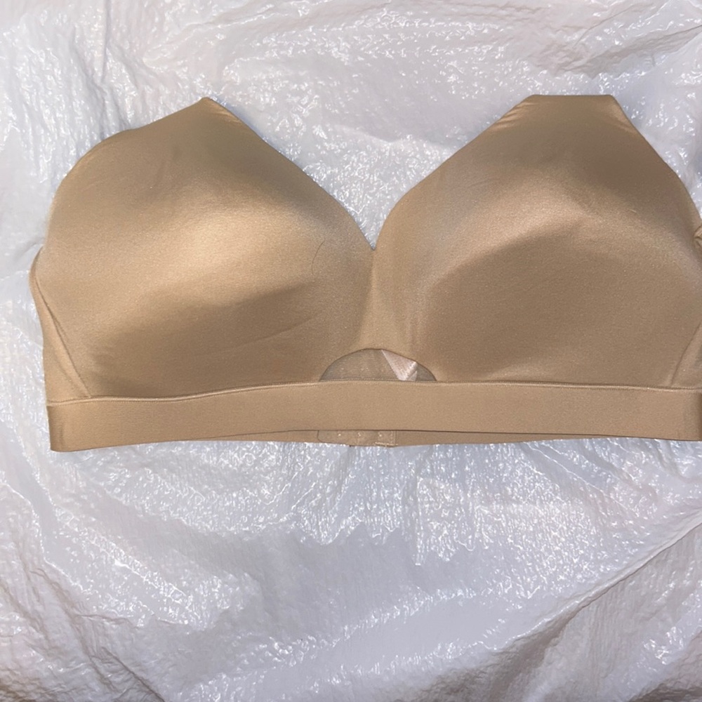 Brand new lane Bryant bra (lightly lined no wire ) size: 42D color: nude